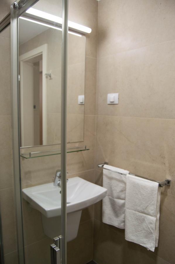 Fidelitas Hotel Sfântu Gheorghe Bagian luar foto